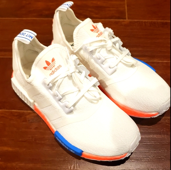 NMD R1 Graffiti Athletic Sneakers gorgeous